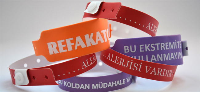 plastik bileklik imalatı